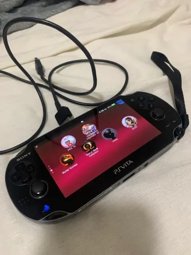PS Vita FAT OLED Desbloqueado