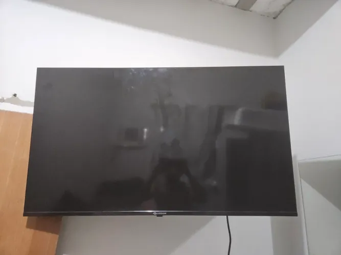 TV 52 polegadas vizzion... ainda com um ano de garantia pela seguradora