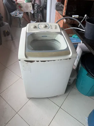 Geladeira e máquina de lavar roupa 