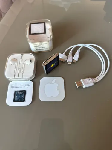 iPod Nano 6 8Gb Silver muito conservado