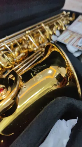 R$ 1.650,00 Sax Alto LADE Designed by USA Original Novo Lacrado Dourado Mib Nota Fiscal