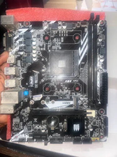 Vendo placa mãe am4 a520 revenger