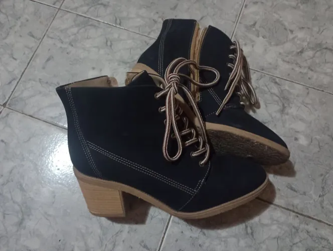 Bota salto coturno tamanho 35