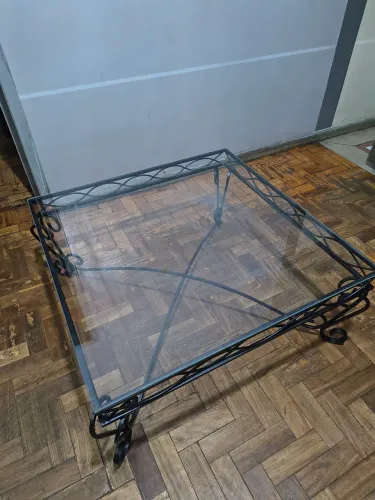 Mesa de centro + revisteiro em ferro maciço