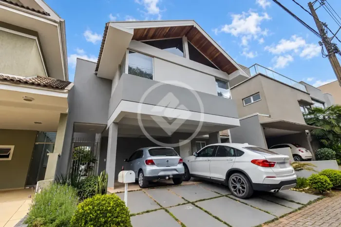 Casa em condomínio mobiliada com 4 quartos no Orleans, Curitiba codigo: 371797