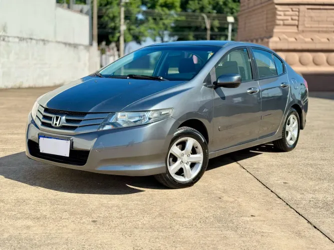 Honda City Sedan LX 1.5 Flex 16V 4P Mec. 2010