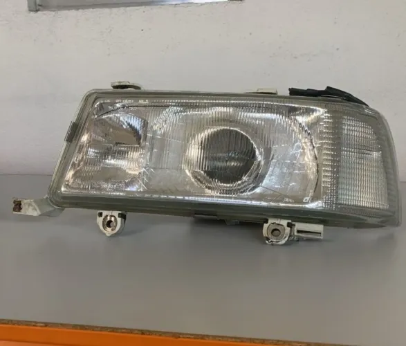 Farol Audi 80 cabriolet sedan avant tipo Audi RS2