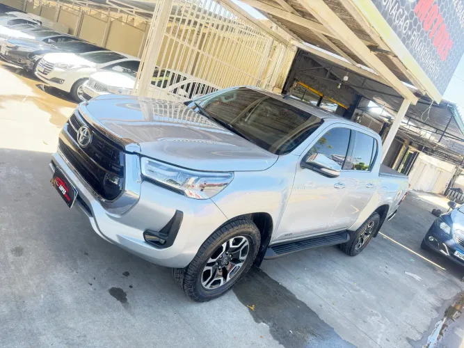 Toyota Hilux CD SRX 4X4 2.8 TDI 16V Diesel Aut. 2016