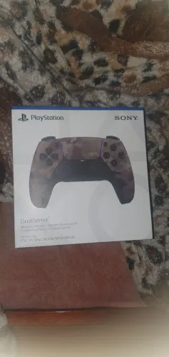 Vendo controle de PS5 LACRADO 