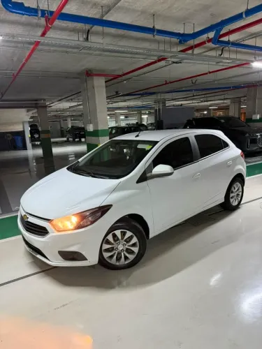 Chevrolet Onix Hatch LT 1.4 8V Flex Aut. 4P 2018