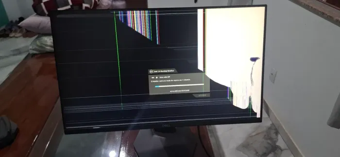 Vendo Monitor 24 pol 144hz com defeito