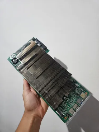 PLACA AMD BC-250 16GB GDDR6 256 BITS