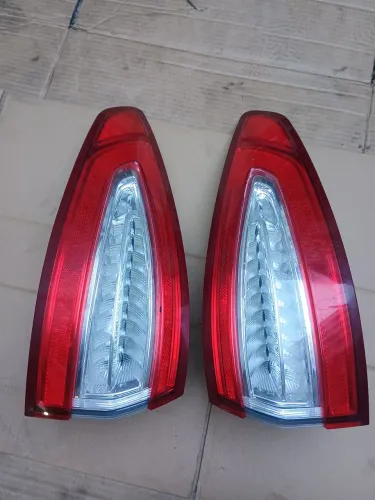 Lanterna Ford fusion 