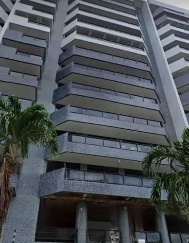 Apartamento amplo com 4 quartos no Jardim Oceania