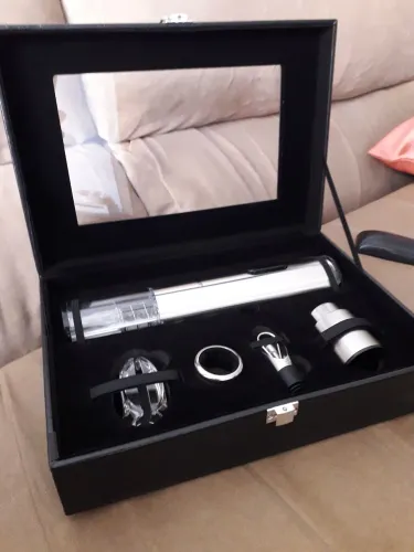 Kit para vinhos saca rolha Oster