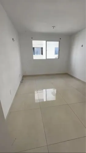Lindo apartamento para Repasse na Lagoa Redonda no Primeiro Andar