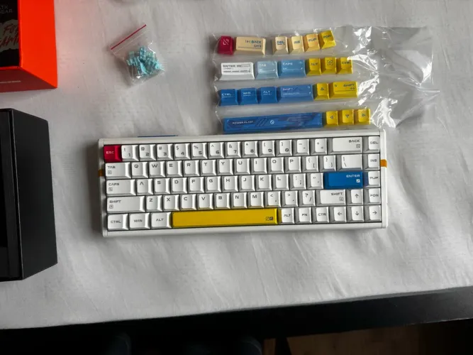 Teclado ATK RS6 Ultra