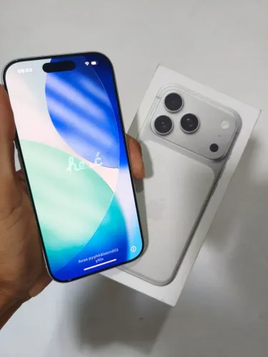 IPHONE 17 PRO SILVER 