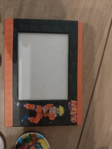 2Porta retrato Naruto + Brinde broche