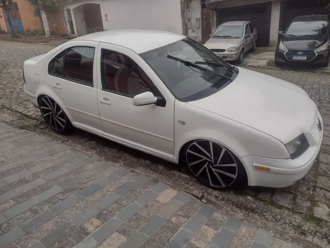 Volkswagen Bora 2.0 8V Comfortline Mec. 2001