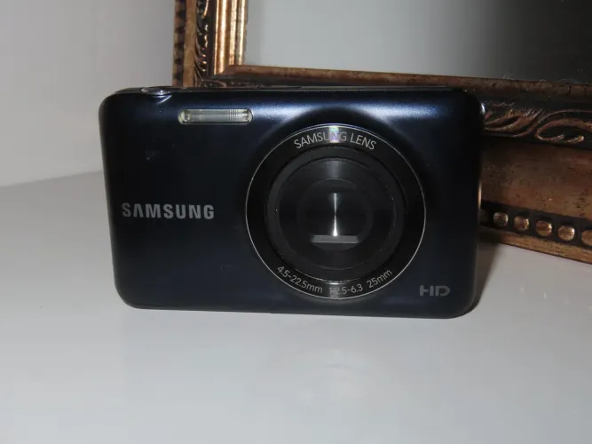 Câmera Digital Samsung es95 HD Preto (retirada de peças)