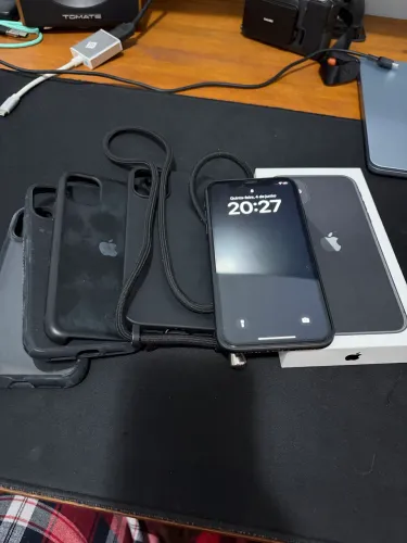 iPhone 11