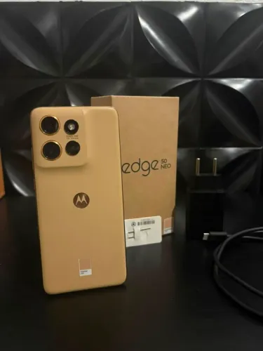 Moto Edge 50 neo 