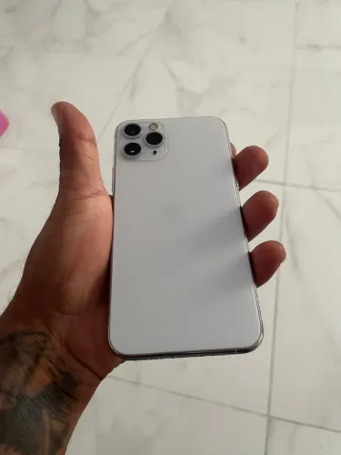 iPhone 11 Pro 