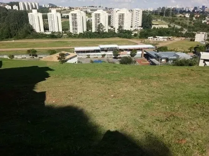 Terreno em Condomínio para Venda em Santana de Parnaíba, Tamboré