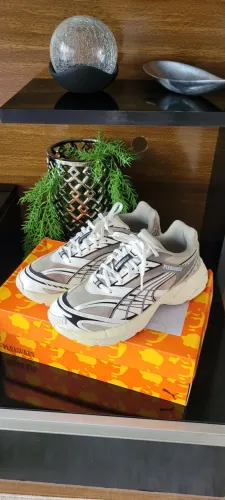 Tenis puma velophasis x pleasures