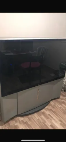 Vendo tv antiga funcionando