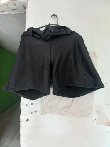 Short em cire tam G