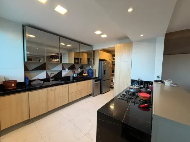 Residencial Europa | Renascença | Cobertura Triplex | 250m²+ | 4 Quartos | 2 Suítes