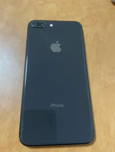 iPhone 8 Plus 64 Gb