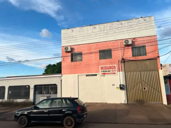 Excelente ponto comercial, Prox a Jorge Teixeira com 450 m2