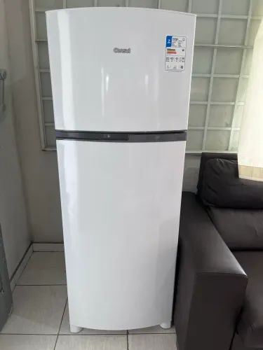 Geladeira a venda