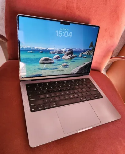 MacBook Pro M1 Pro 14 Polegadas 16gb de RAM 512ssd 2021