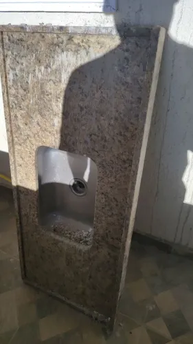 Vendo pia de cozinha com bojo