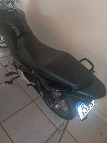 Titan 160 muito conservada