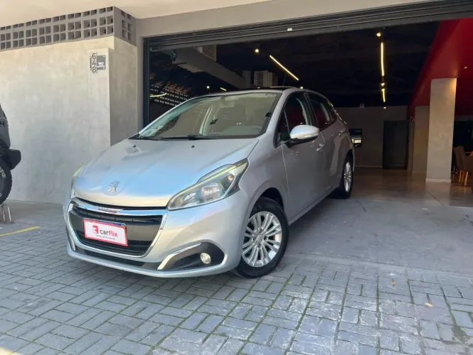 Peugeot 208 Allure 1.2 Flex 12V 5P Mec. 2017