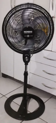 VENDO UM VENTILADOR MONDIAL 40 CM SEMI-NOVO TODO ORIGINAL