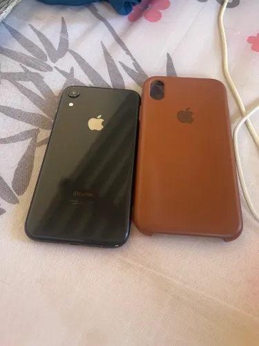 iPhone XR preto