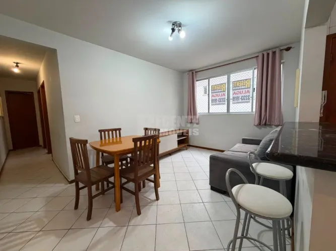 Ótimo apartamento de 2 dormitórios todo mobiliado no bairro Córrego Grande, perto da UFSC!