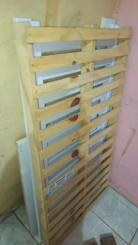 VENDO BERÇO QUE VIRA CAMA ?