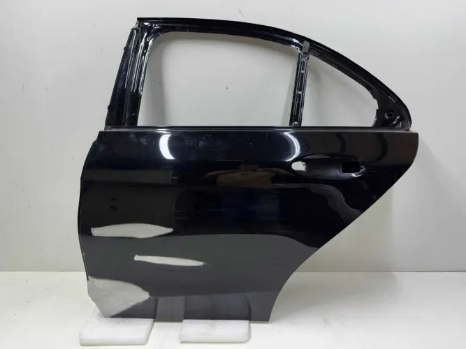 Porta Mercedes C180 C200 2015 16 17 18 2019 Trasei Esquerda