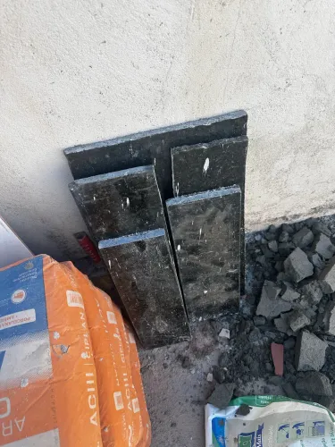 Pedras pedaços
