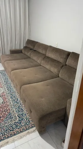 Sofá Retrátil 4 Lugares 4,35m - Encostos Ajustáveis - Excelente Estado