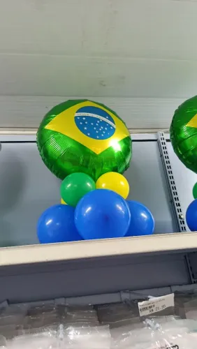Balões metalizados e personalizados a mao