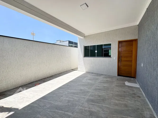 Casa térrea à Venda no Bairro Jardim Amália em Caçapava - SP