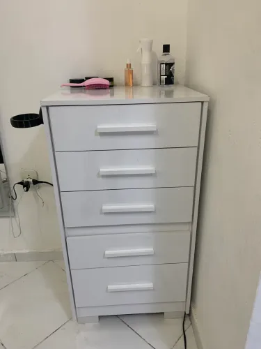 Gaveteiro com suporte de secador